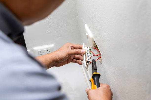 Best Affordable Emergency Electrician  in Lake Kiowa, TX